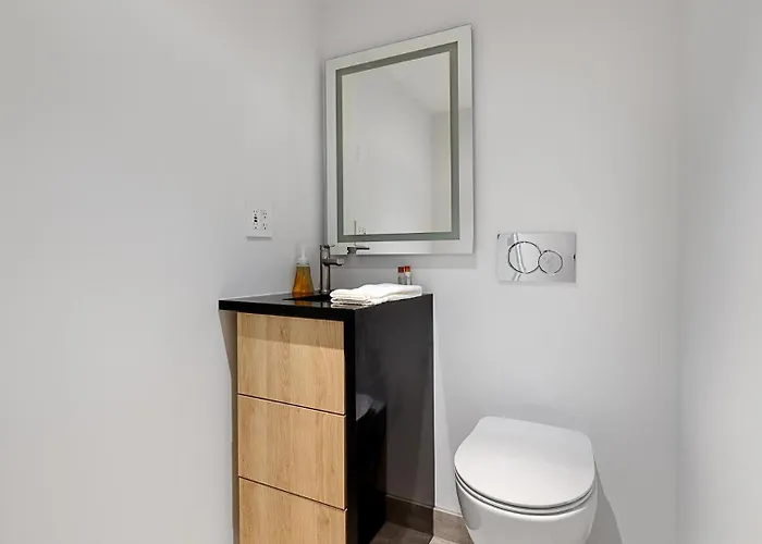 Holiday home Modern Near Old Town With Pool 4bd & Cornhole